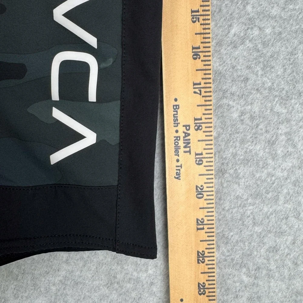 RVCA Swim Trunks Shorts Mens 2XL Green Camo Drawstring Elastic Waist Logo